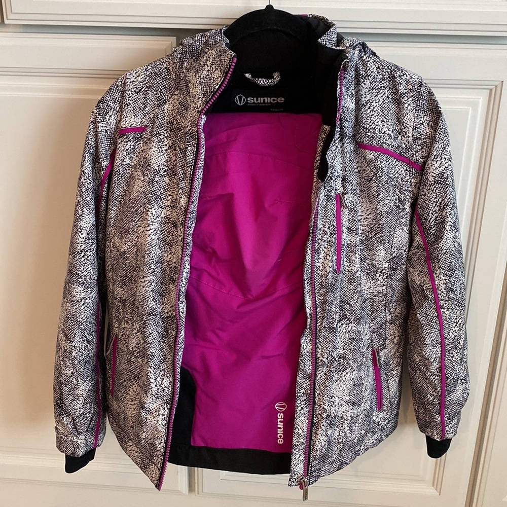 Sunice girls winter coat and matching snow pants.